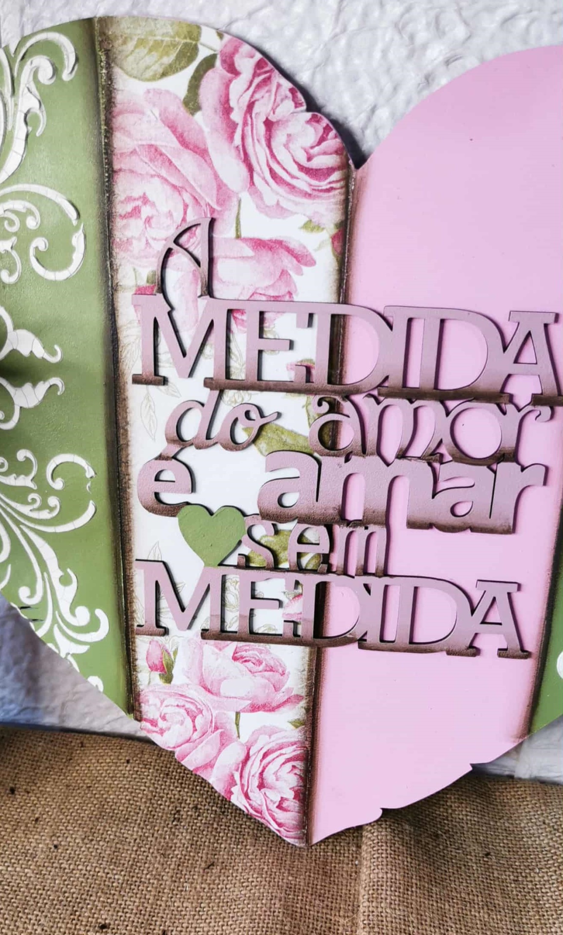 Placa Coração "Rosas"