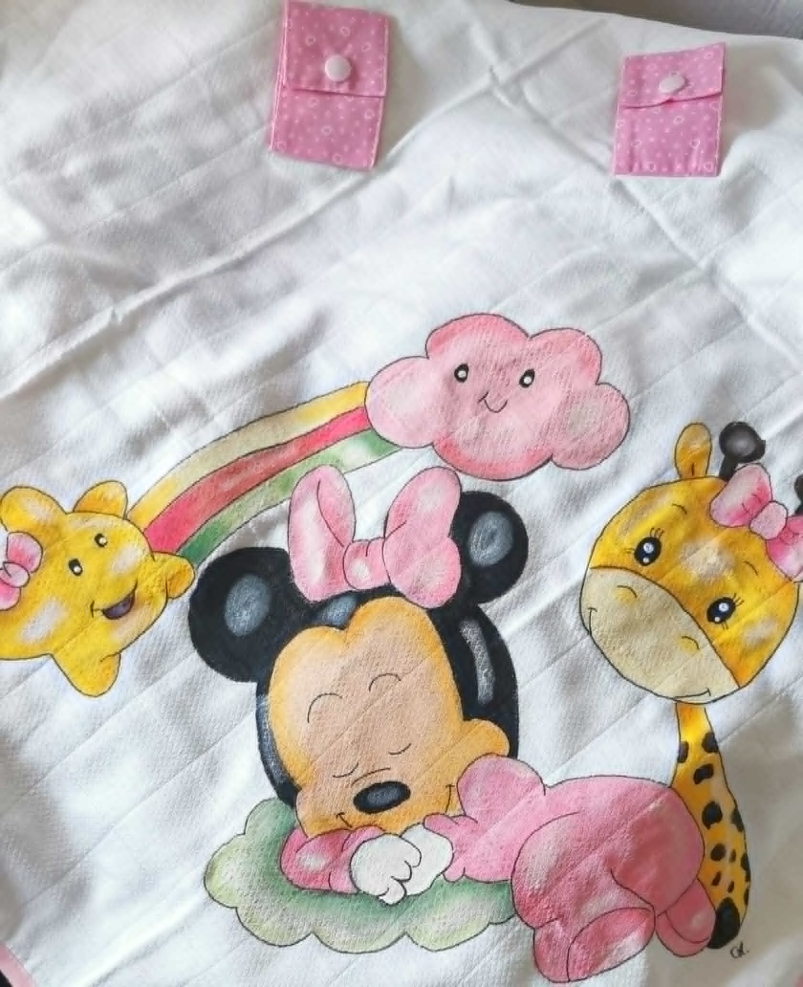Frala Tapa Ovo "Minnie nas Nuvens"