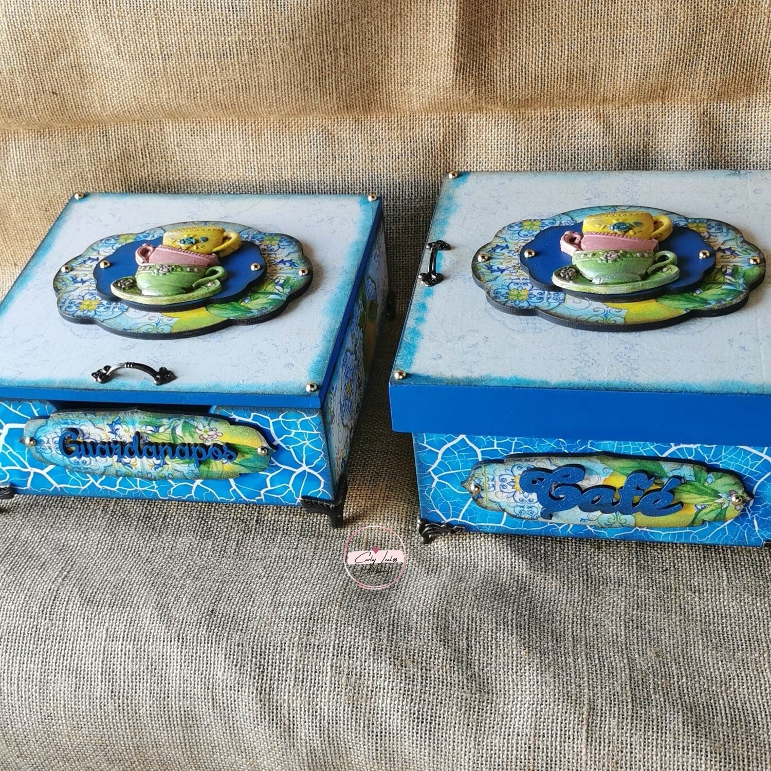 Conjunto Caixa de Café e Caixa de Guardanapos