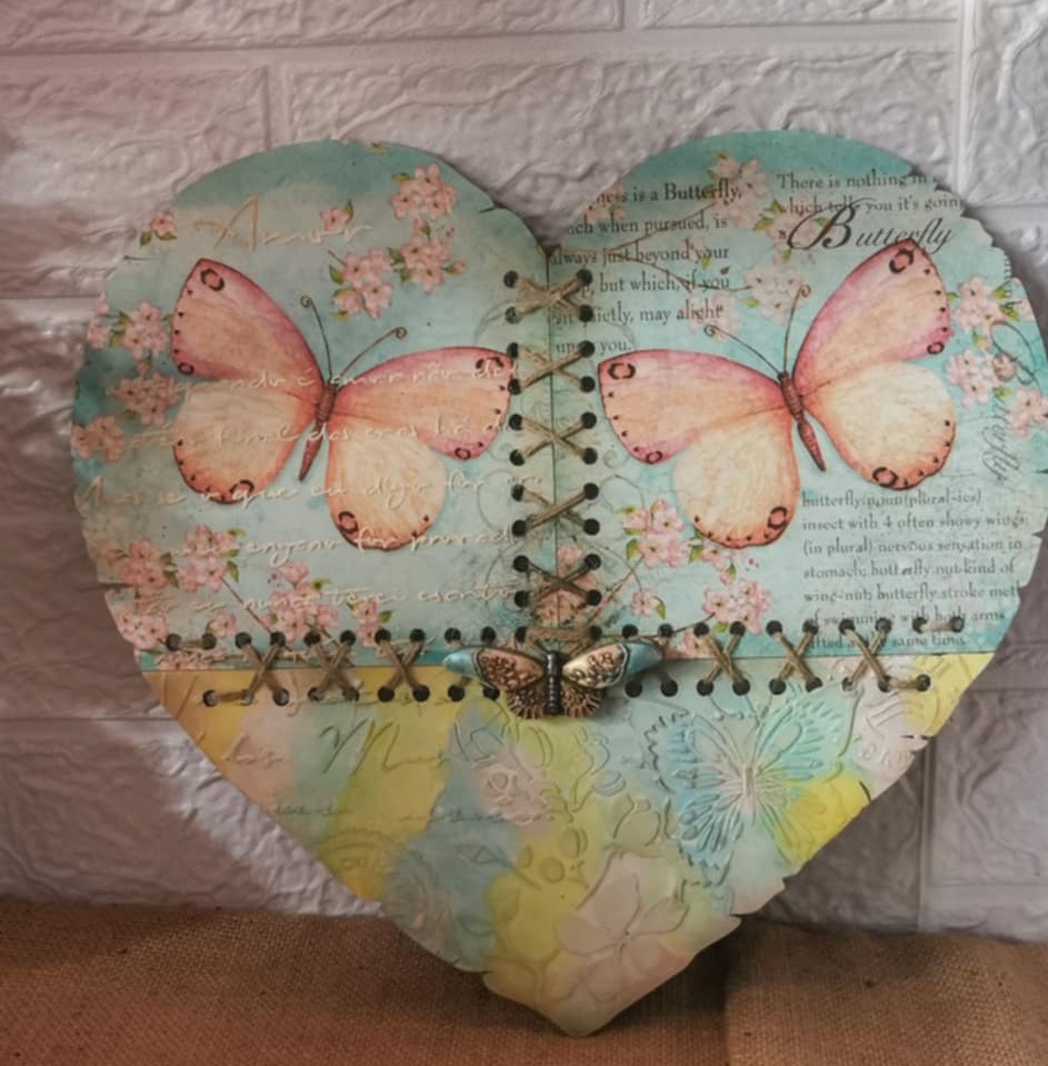 Placa Coração "Borboleta"