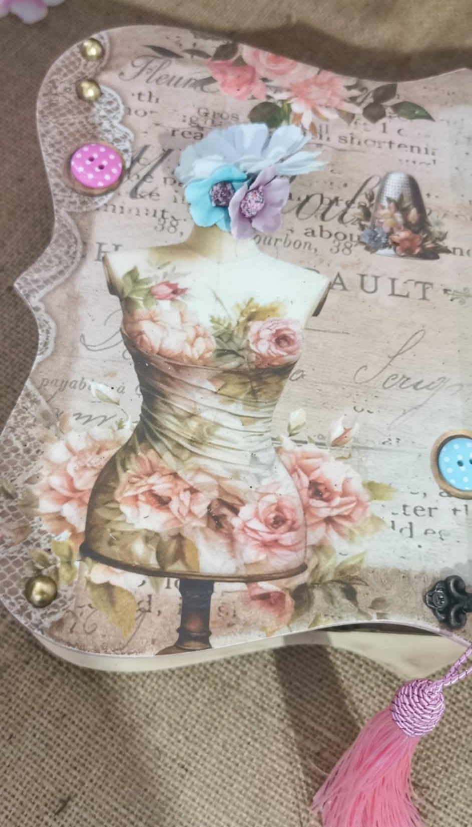 Caixa de Costura "Vintage"