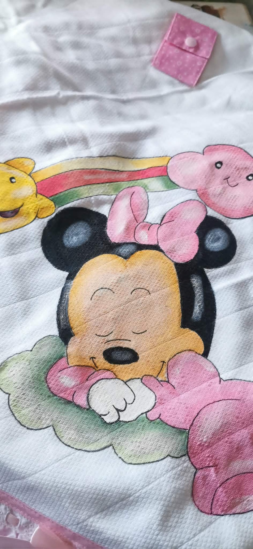 Frala Tapa Ovo "Minnie nas Nuvens"
