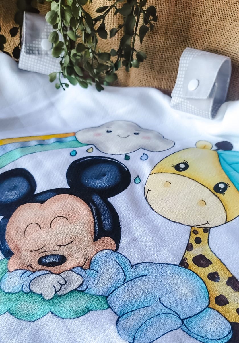 Fralda Tapa Ovo "Mickey e Girafa"