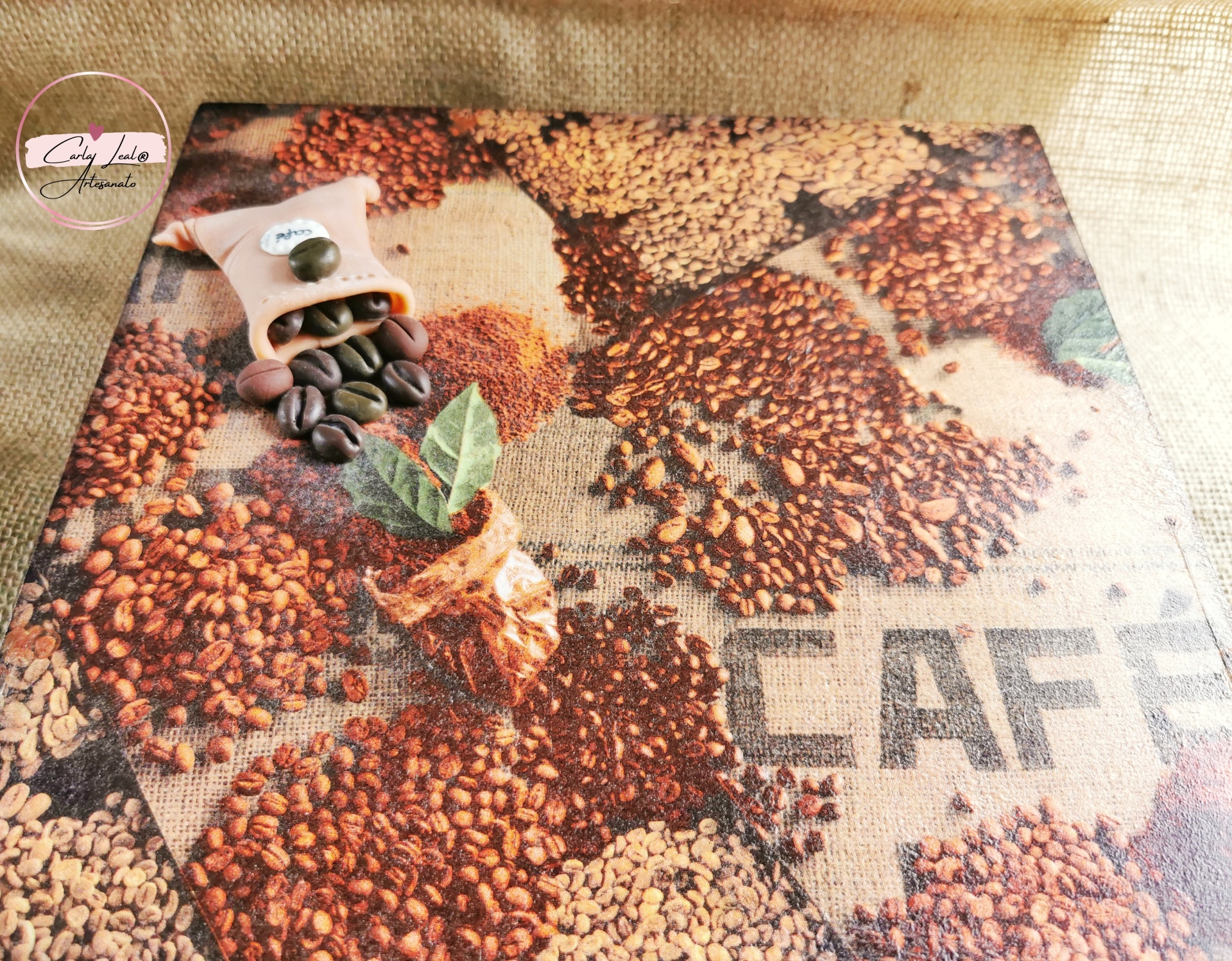 Caixa Capsulas Café  " Vida, Alegria e Café"