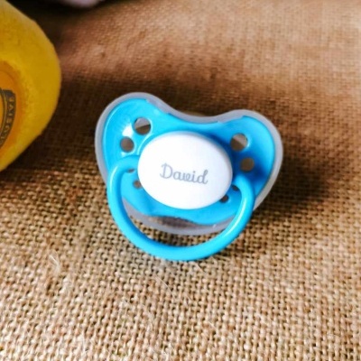 Chupeta "Laura" e "David"