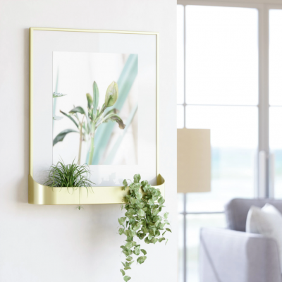 Moldura c/ prateleira (Dourada)