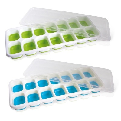 Cuvete gelo em silicone com tampa