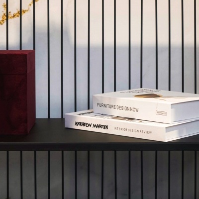 Simulação de livro decorativo "FURNITURE"