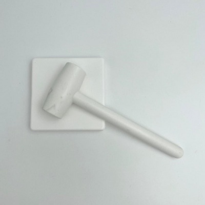 Tábua + martelo p/ marisco