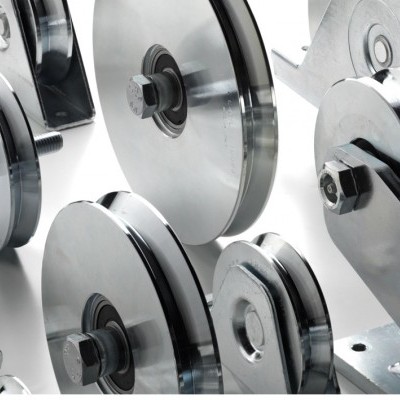 Rodas e Ferragens para portões