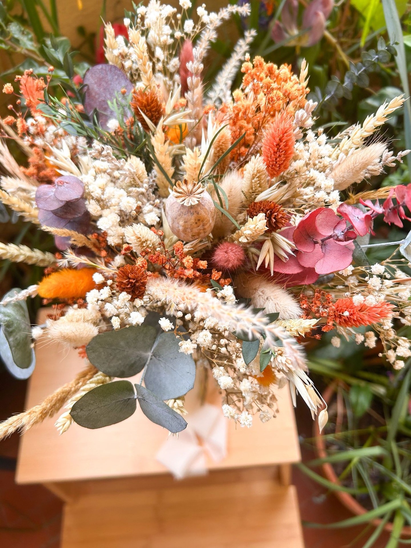 Bouquet Campestre Terracota com Eucalipto e Gipsofila Preservada