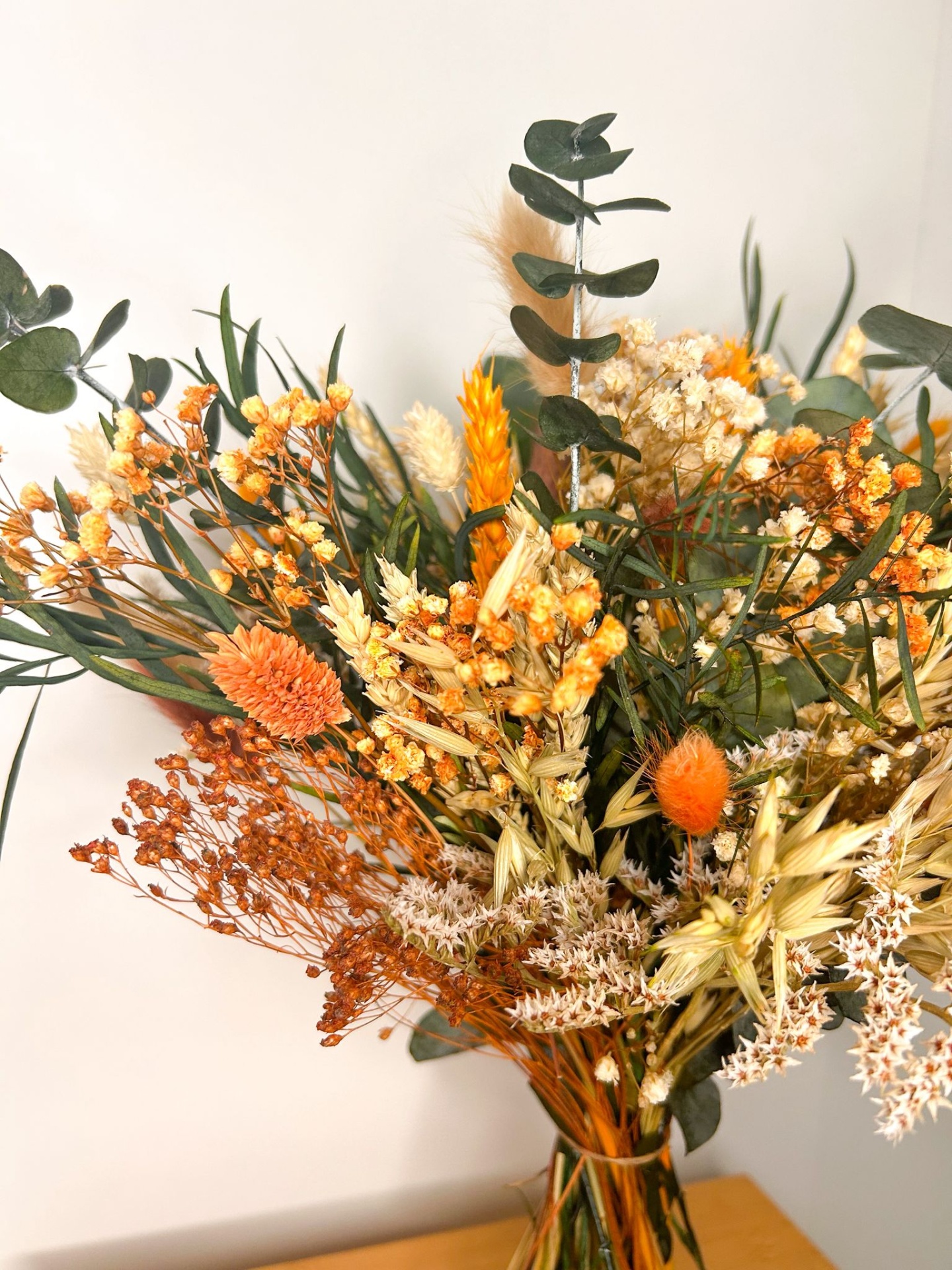 Ramos de Flores Secas e Preservadas:  Alternativa Duradoura às Flores Frescas