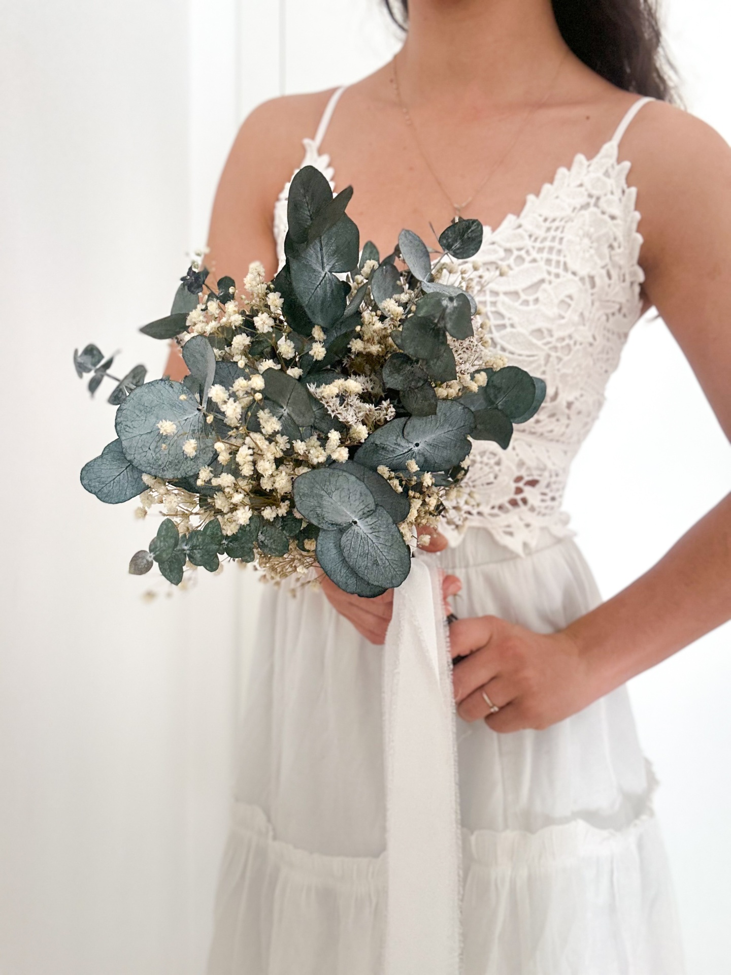 Bouquet de Gipsofila e Eucalipto Preservado