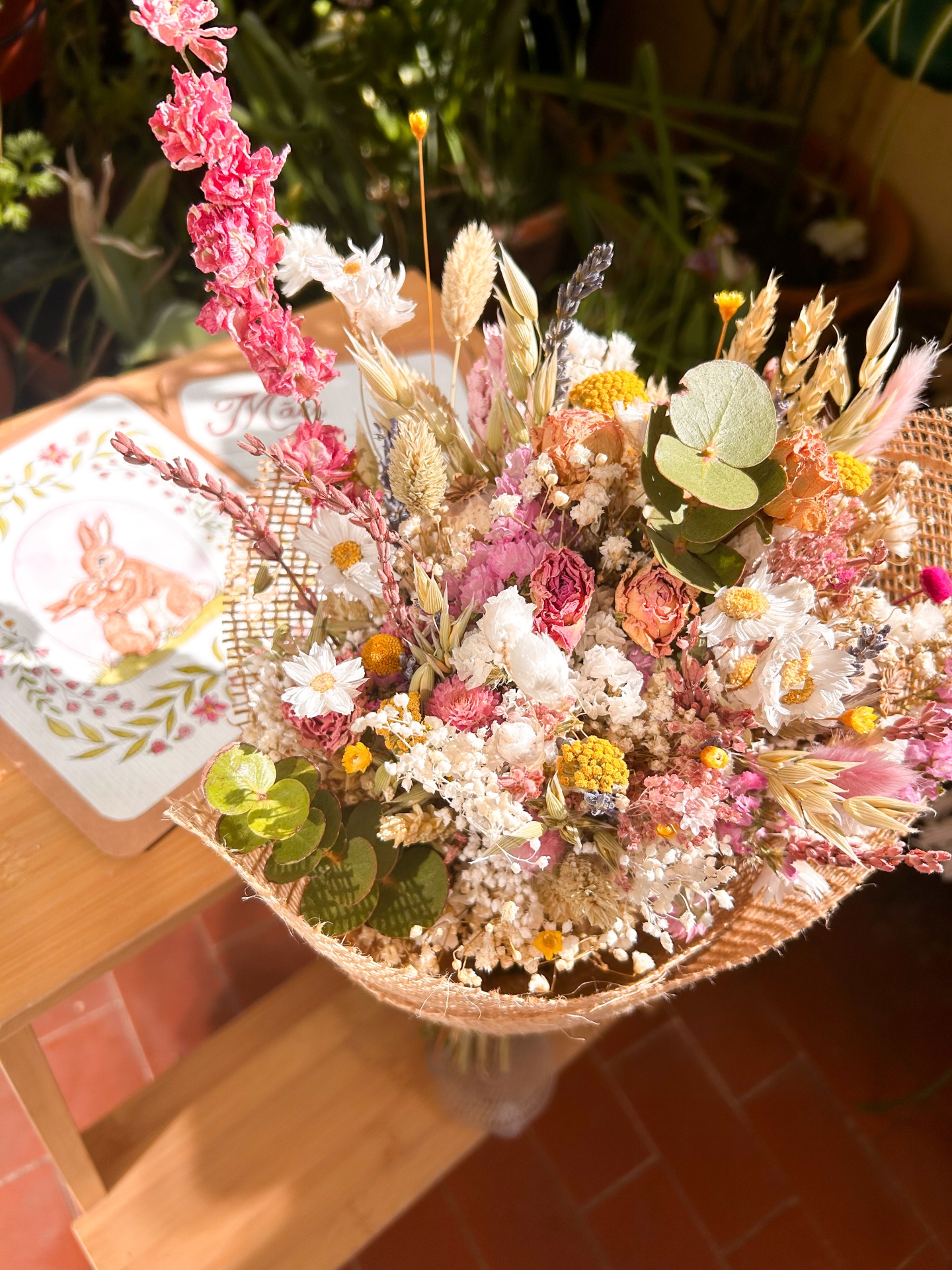 Ramo de Flores Secas e Preservadas com Postal - Dia da Mãe