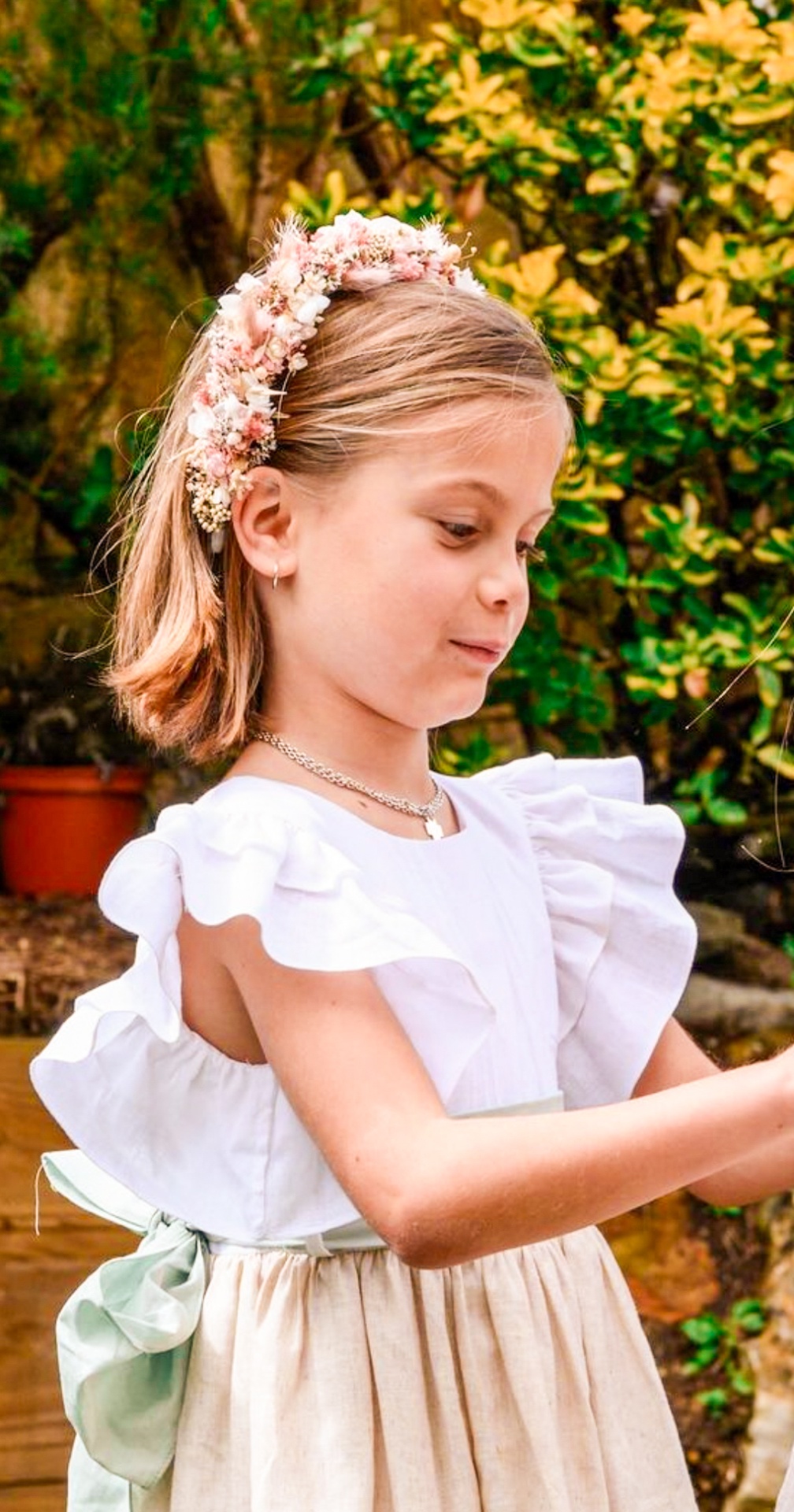 Bandolete de Flores Secas para Criança