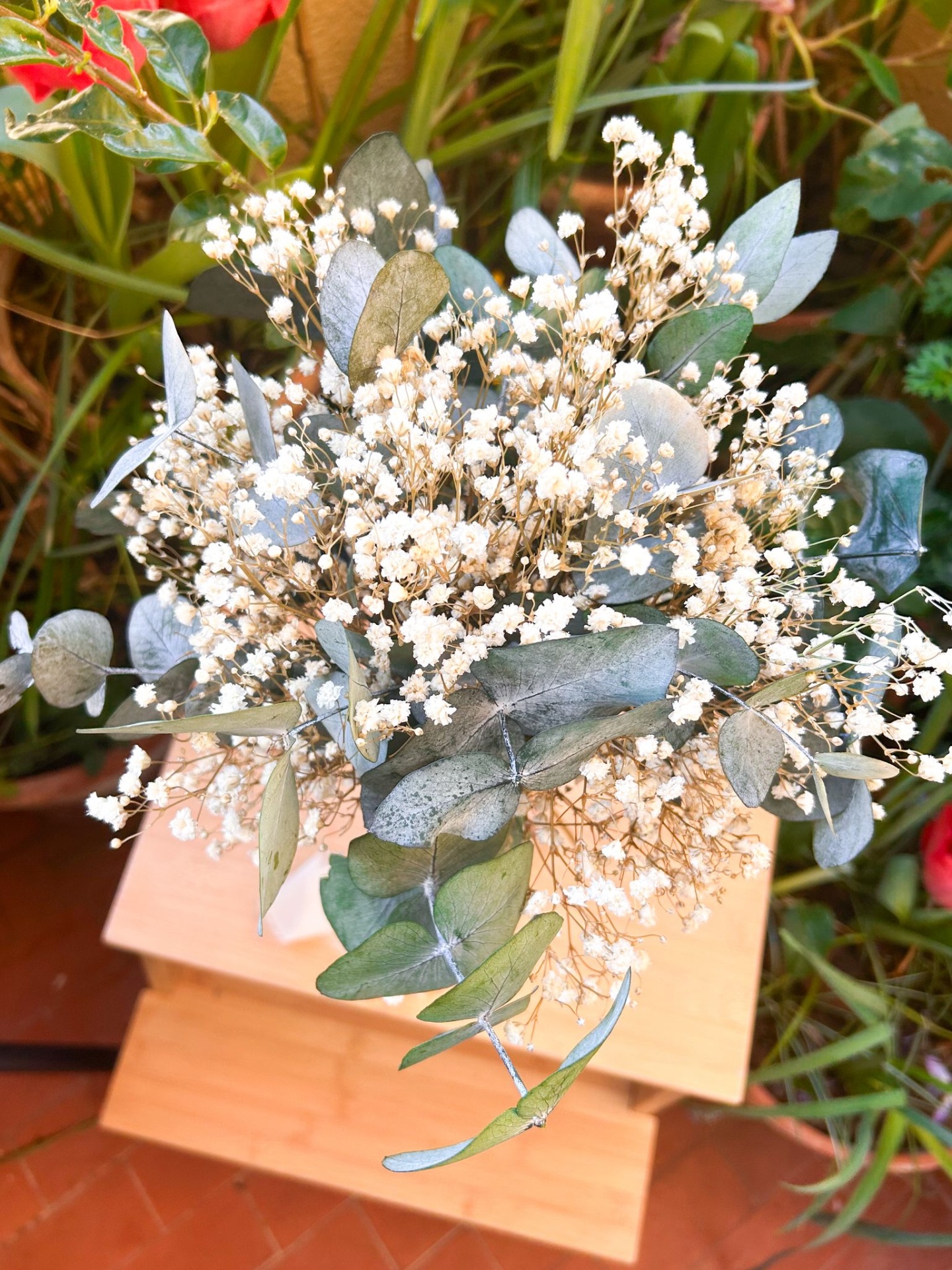 Bouquet de Gipsofila e Eucalipto Preservado