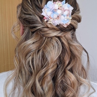 Gancho/Travessão em Flores Secas e Preservadas - Adulto