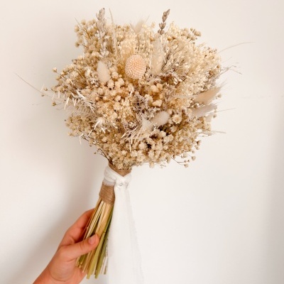 Bouquet com Gipsofila Preservada