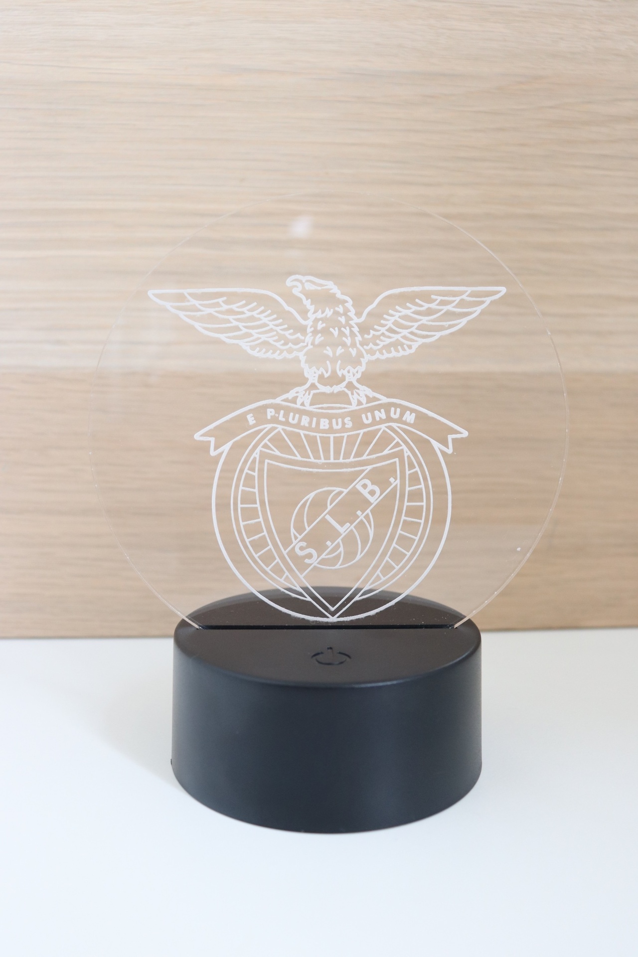 Luminária Led em Acrílico - Benfica Luminária Led em Acrílico - Benfica