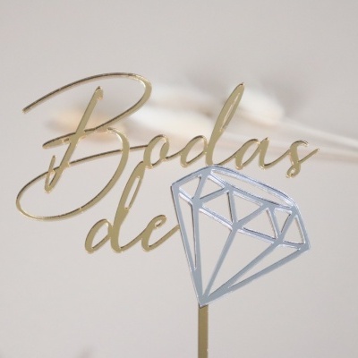 Topo Superior em Acrílico Bodas de Diamante