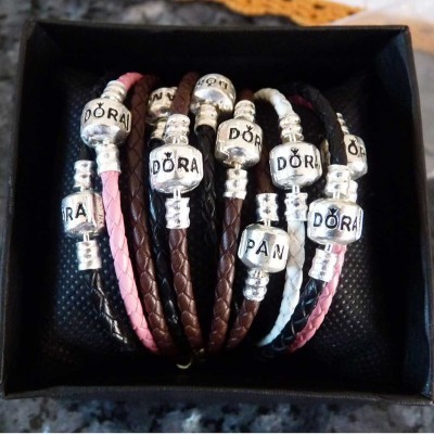 Pulseira de couro com fecho banhado a prata 925 para contas