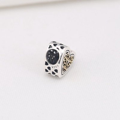 Conta de prata 925 (corações fechados)