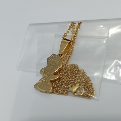 Fio com pingente / pendente cor ouro (1ª comunhão)