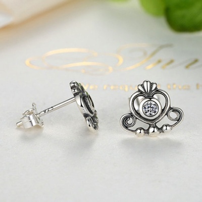 Brincos de prata 925 com pedras zircão (coroa/tiara)