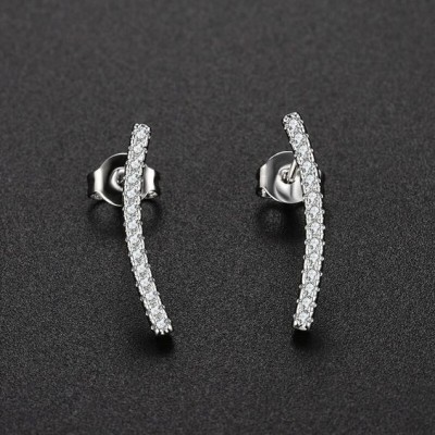 Brincos banhados a prata com zircões