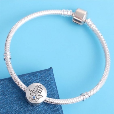 Conta de prata 925 (Mão de Fátima e olho de proteção)