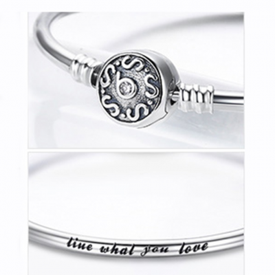 Pulseira de prata 925 compatível com pandora (live what you love)