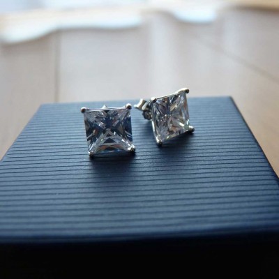 Brincos de prata 925 com 1 pedra zircônia cúbica