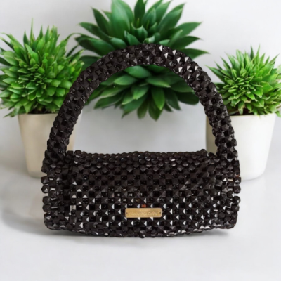 Bolsa de contas feita à mão (preta - Beaded bag)