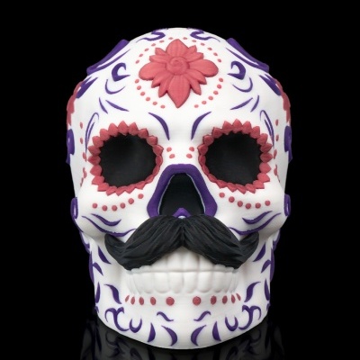 Caveira Decorativa com Bigode