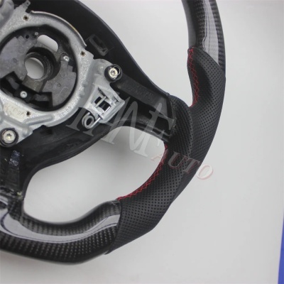 Volante  VW Volkswagen Bora e Golf 4 Mk4 GTI 1997-2002 com Couro e Fibra de Carbono