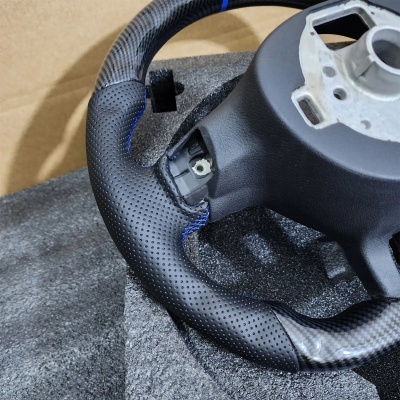 Volante Golf 6 GTI GTD R 2009-2013 Polo GTI Tiguan Passat R-Line Fibra de CarbonoPor Hidro-Mergulho Volkswagen