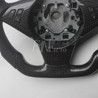 Volante BMW E60/E61     E63/E64  Sem Patilhas Carbono BMW E60/E61     E63/E64  Com ou Sem Patilhas
