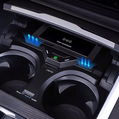 Carregador rápido sem fio BMW G20, G21, G22, G28, 3, 4 Series, 2020-2024