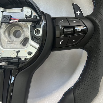 Volante BMW f30 f10 f31 f20 f25 f22 f36 f33 f32 f80 f82 f11 f18 f01 f90 e90   🔥 Transforma o interior do teu BMW!   Sente o verdadeiro ADN M Performance com este volante desportivo