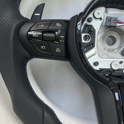 Volante BMW f30 f10 f31 f20 f25 f22 f36 f33 f32 f80 f82 f11 f18 f01 f90 e90   🔥 Transforma o interior do teu BMW!   Sente o verdadeiro ADN M Performance com este volante desportivo