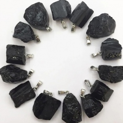 PENDENTE TURMALINA NEGRA