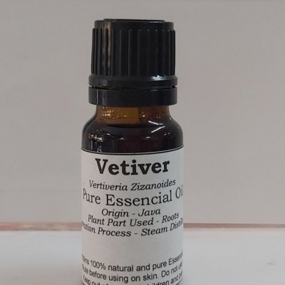 ÓLEO ESSENCIAL VETIVER