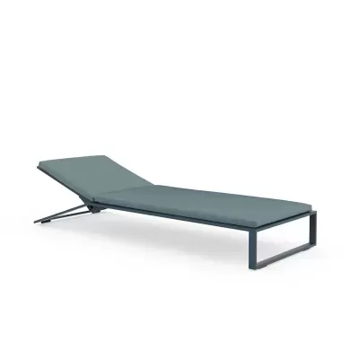 Blau Chaise Lounge Blau Chaise Lounge