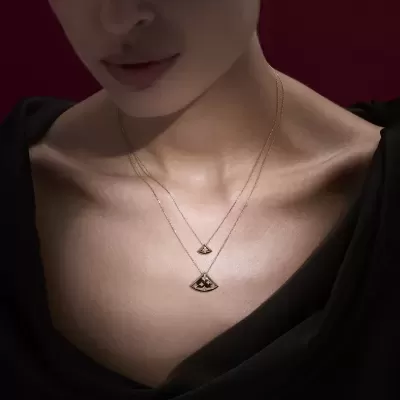 Colar Monseo c/ Diamante