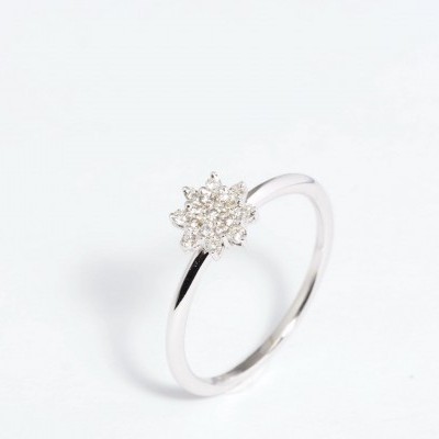 Anel em Ouro 19,2K com Diamantes