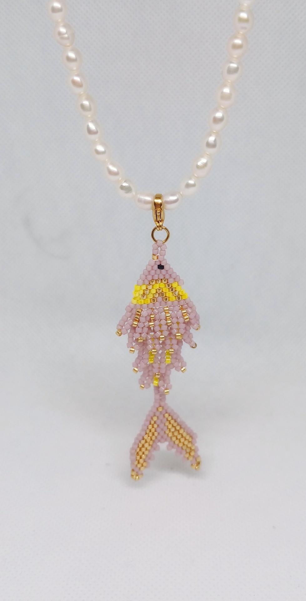 Colar pérolas  peixe Colar pérolas  peixe