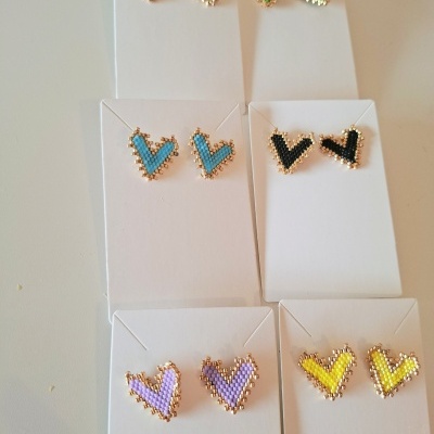 Brincos coraçoes