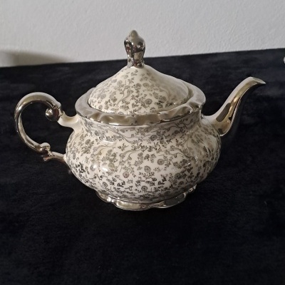 Serviço de chá vintage Mitterteich Bavaria anos 50 em porcelana com detalhes em prata - Conjunto para 10 pessoas/ Mitterteich Bavaria 50s Vintage Tea Set in Porcelain with Silver Accents – Set for 10 people