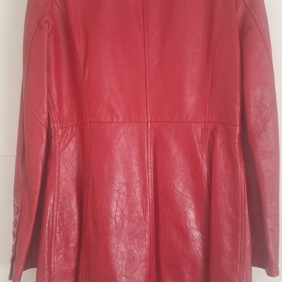 Sobretudo de Senhora em Pele Genuína Vermelha – Made in Italy / Women's Overcoat in Red Genuine Leather – Made in Italy