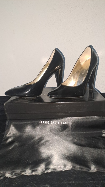 Sapatos Femininos Flavio Castellani em Verniz Preto – Elegância Italiana Vintage, Tamanho 36, Como Novos/Women's Flavio Castellani Shoes in Black Varnish – Vintage Italian Elegance, Size 36, Like New